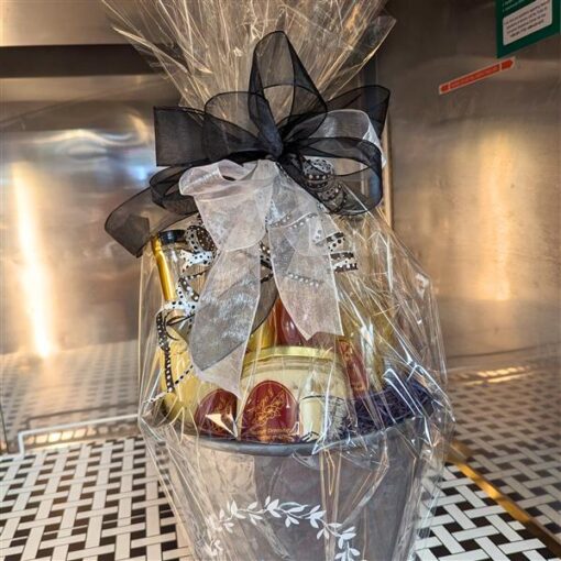 Local & Delicious: Gourmet Local Food Gift Basket