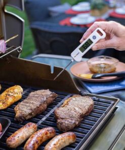 Alternative view of Maverick Folding Probe Digital Thermometer